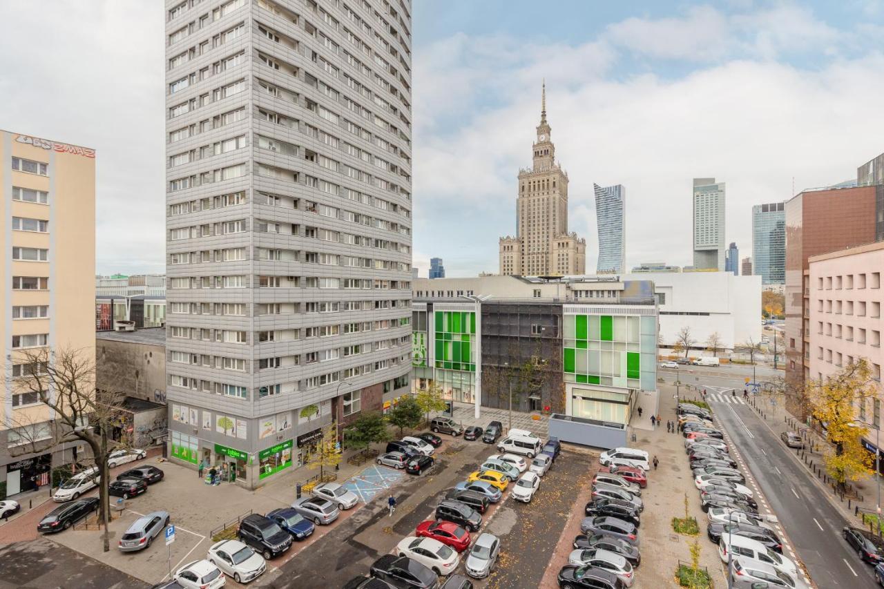 Heart Of Metro Swietokrzyska By Renters Leilighet